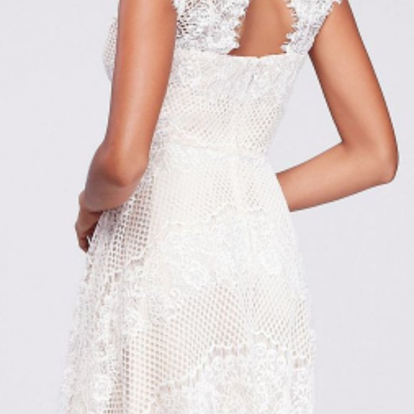 Vow renewal, wedding and special occasion dress - absolutely stunning! - Picture 2 of 4